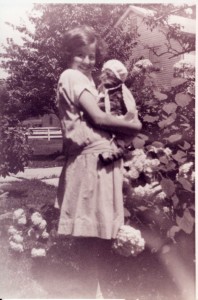 Anita Potter and Theodore Roosevelt Chickenhouse, 1928 (Courtesy of Hancock Shaker Village)